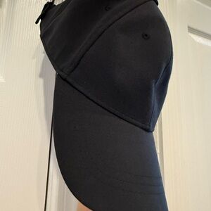Lululemon Sleek Black Hat